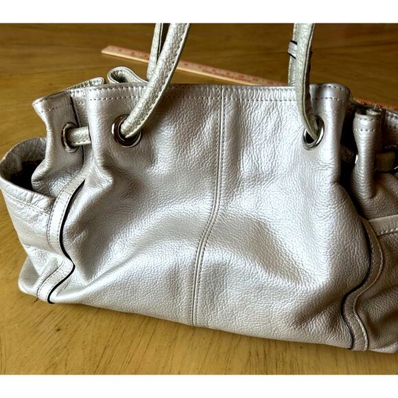 Y2K Pearl SILVER LEATHER TIGNANELLO SHOULDER PURSE HANDBAG Tassels Retro Hobo - Picture 13 of 16
